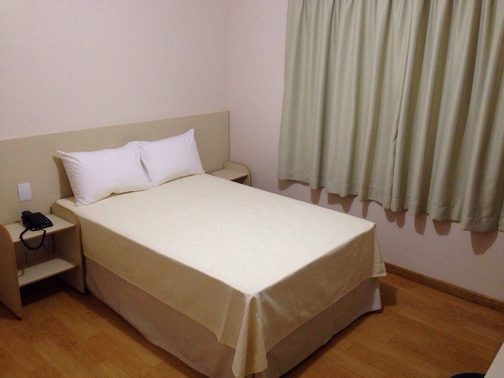 Economy Apartment (cama casal tipo viuva)