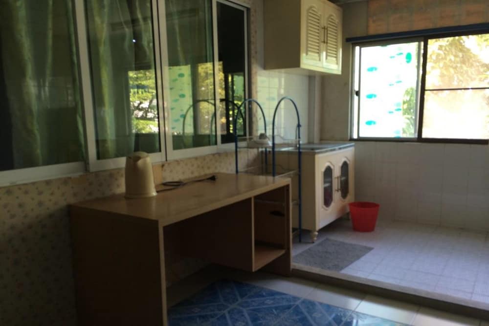 1 Bedroom Apartment photo 2