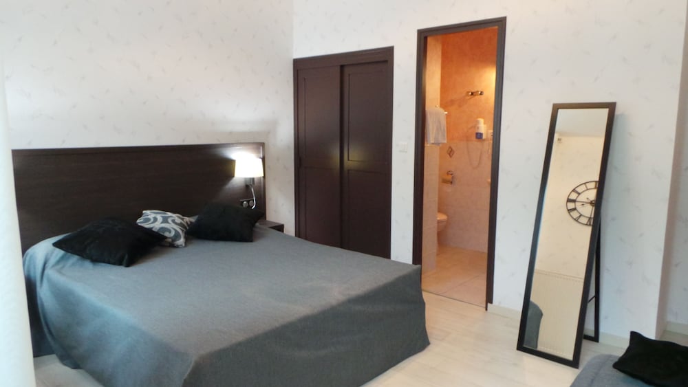 Superior Quadruple Room photo 3