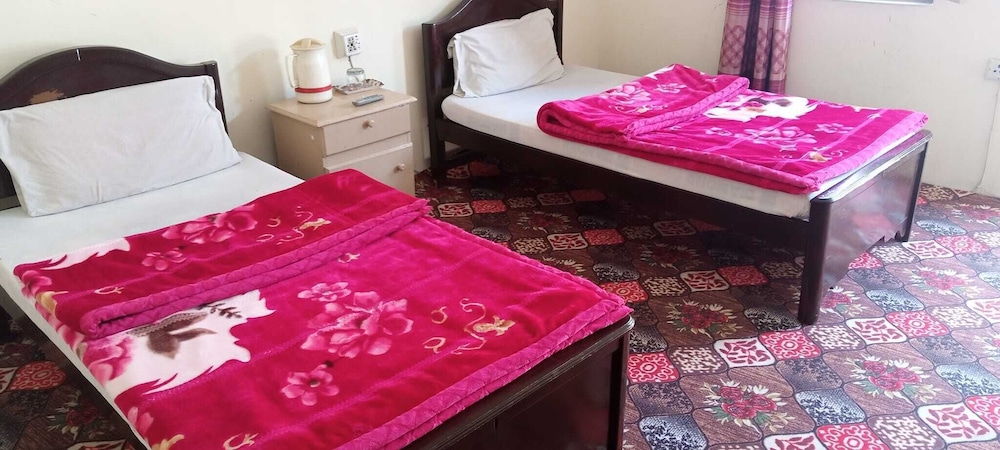 Standard Double Room - Photo 2