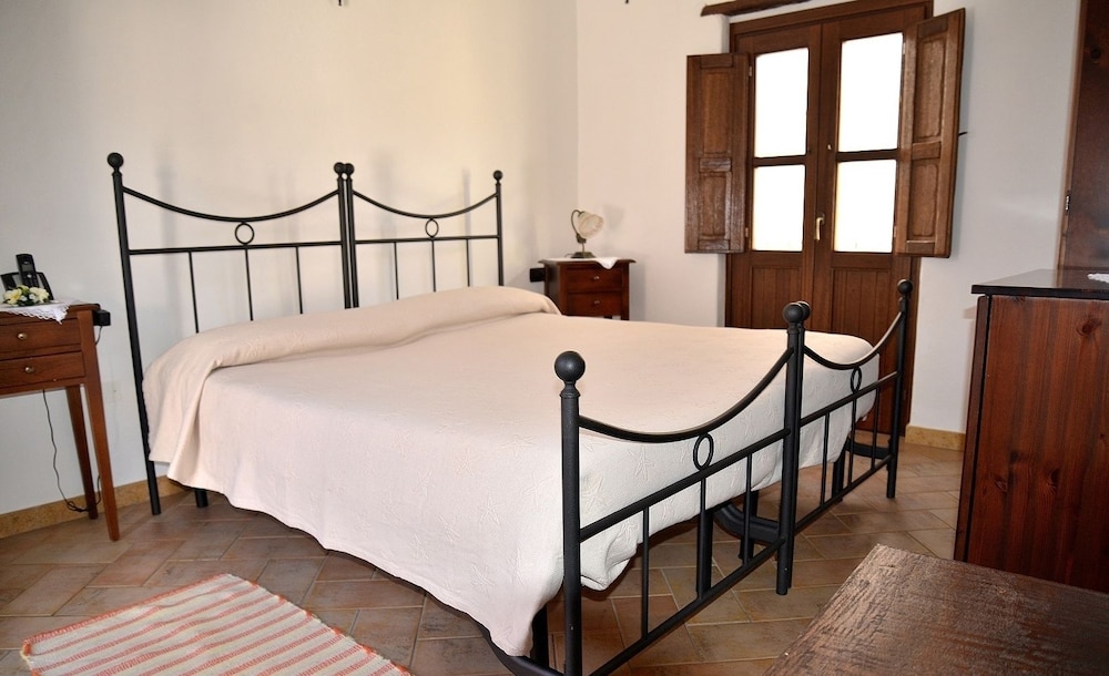 Classic Double Or Twin Room, Courtyard View, Courtyard Area