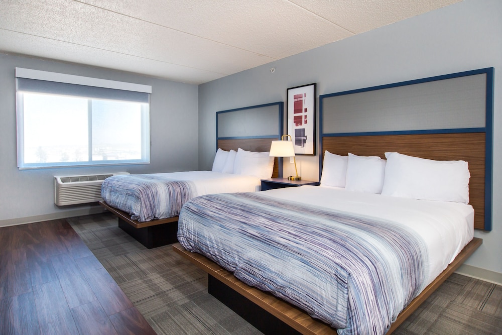 Suite, 2 Queen Beds, Accessible, Non Smoking photo 2