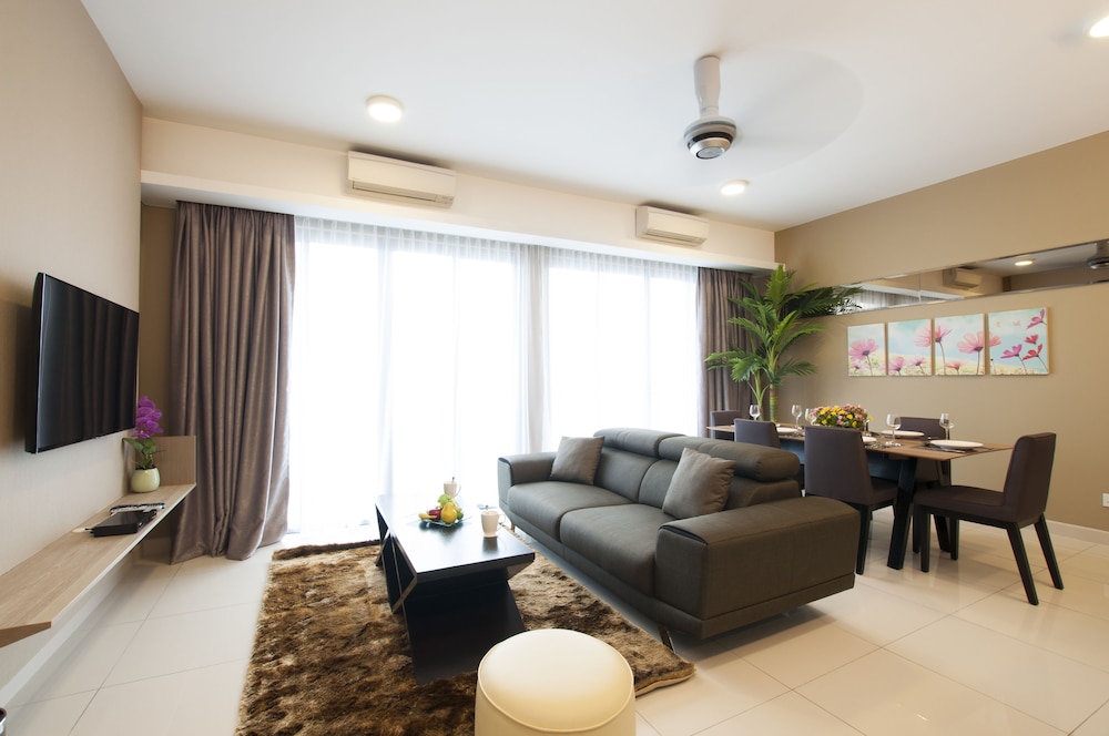 Suasana Premium Suites 3 Bedrooms
