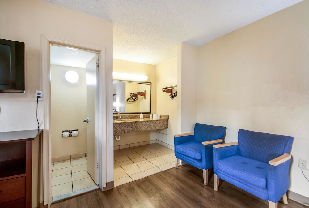 Standard Room, 1 Double Bed, Non Smoking photo 1