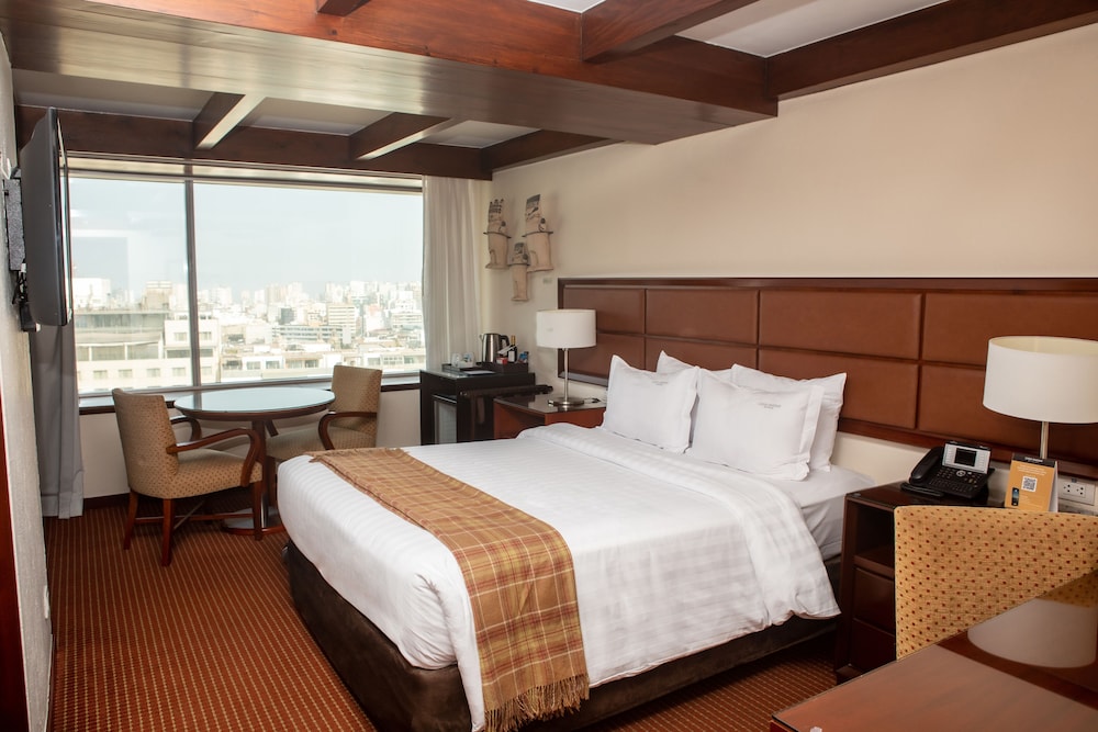 Superior Room, 1 Queen Bed - Photo 1