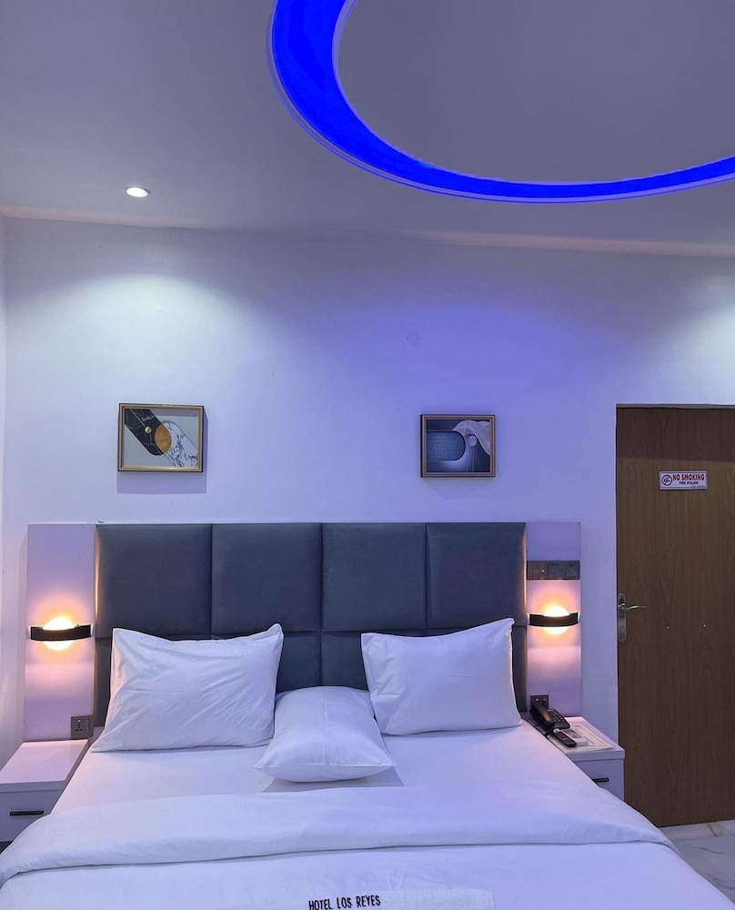 Classic Room - Photo 4