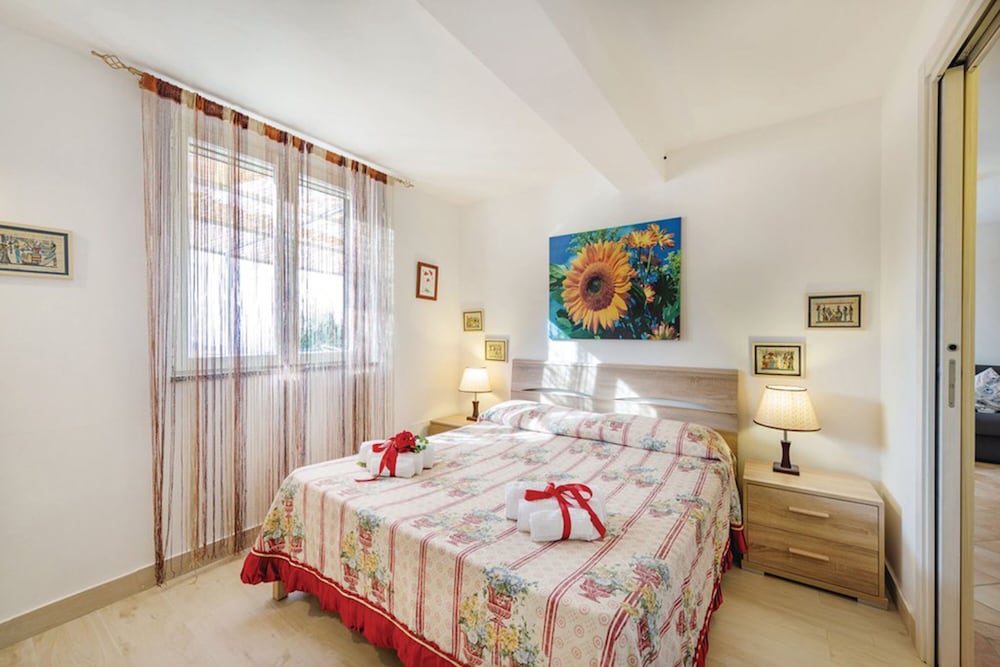 Family Apartment, 1 Bedroom (Beautiful Cozy Apt Terrace Shared) photo 1