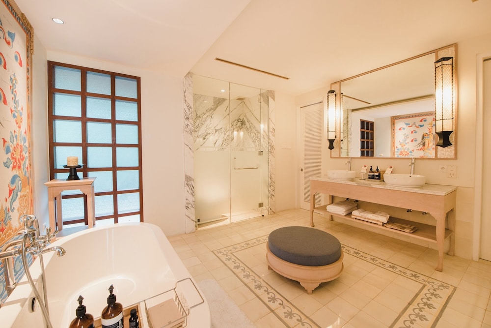 Presidential Suite photo 3