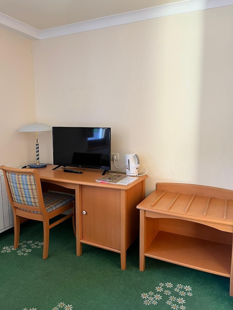 Deluxe Double Room photo 3