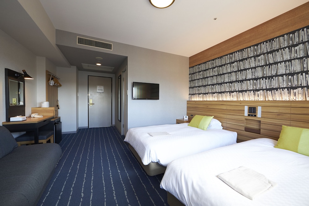 Standard Twin Room, Non Smoking - Photo 4