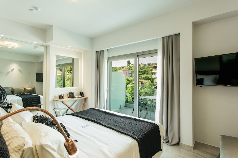 Triple Suite