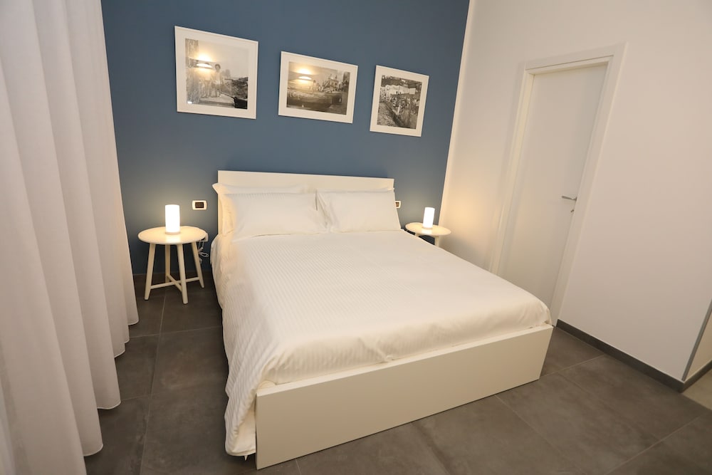 Double Room, Balcony