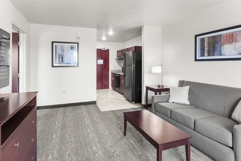Suite, 1 King Bed with Sofa bed (Extended Stay | ADA) - Photo 5