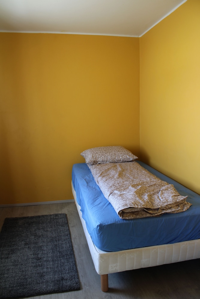 Basic Single Room, Mountain View photo 2