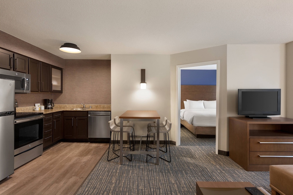 Suite, 1 Bedroom photo 3