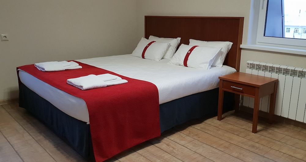 Standard Double Room, 1 King Bed photo 1