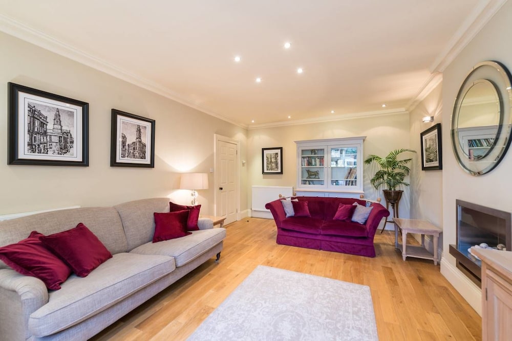 Apartment (2 Bedrooms)