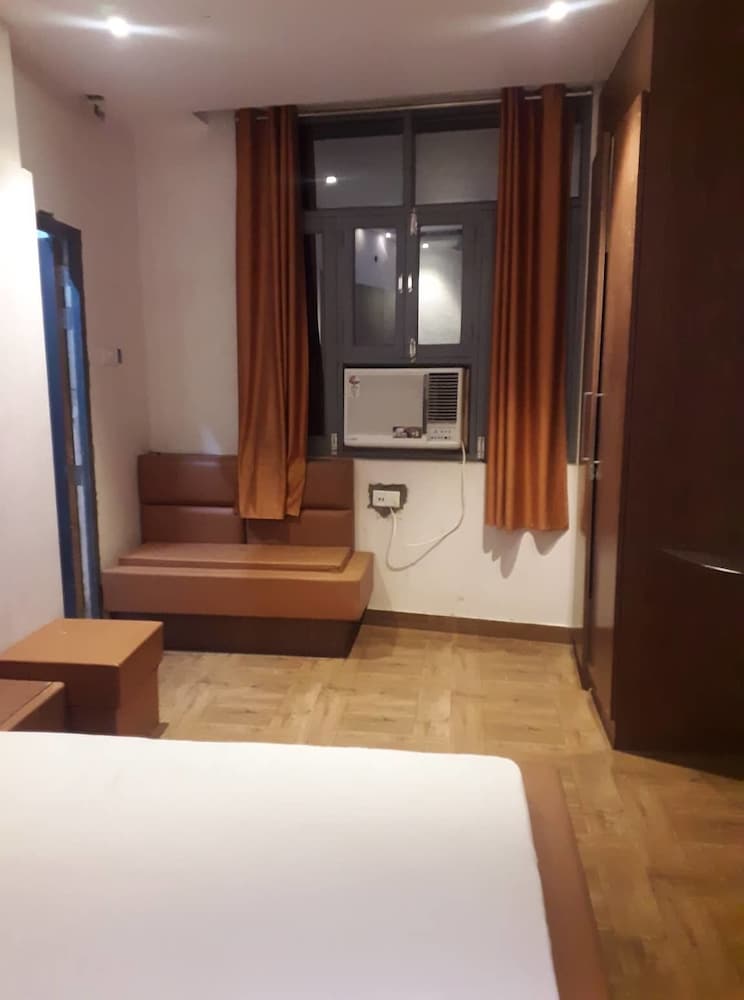 Basic Room