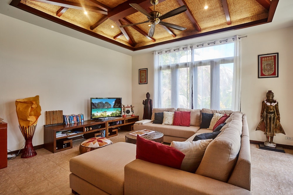 3 Bedroom Pool Villa
