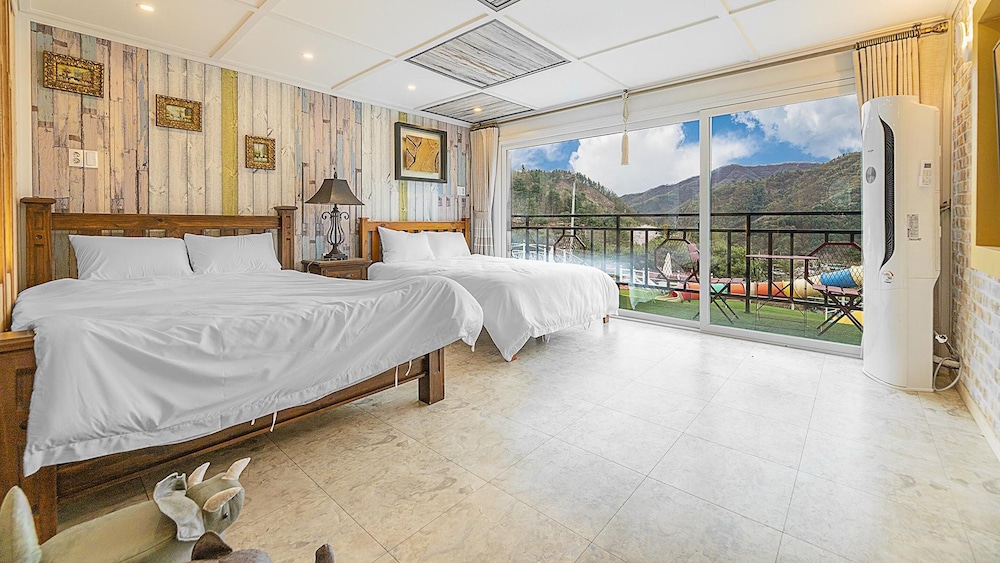 Basic Room, 1 Bedroom (Vip2 (Poolvilla,Jjimjilbang))