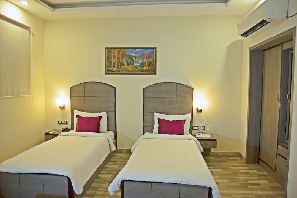 Executive Room - Photo 7