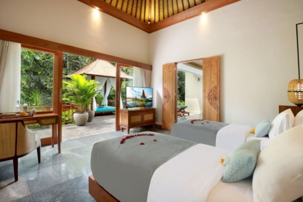 Grand 2 Bedroom Private Pool Villa with River View - Photo 3