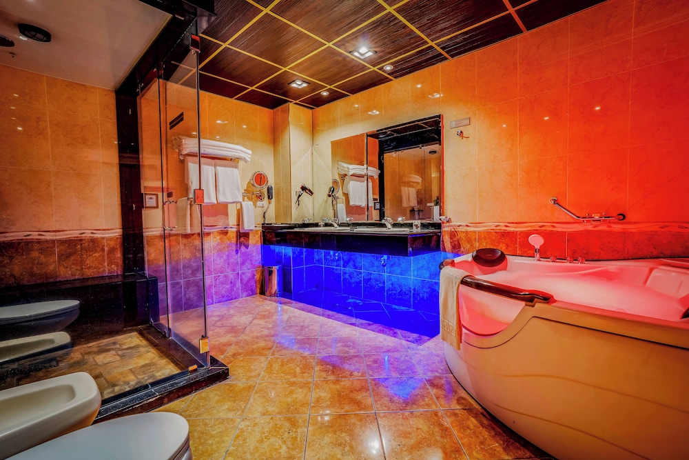 Deluxe Penthouse - Photo 5