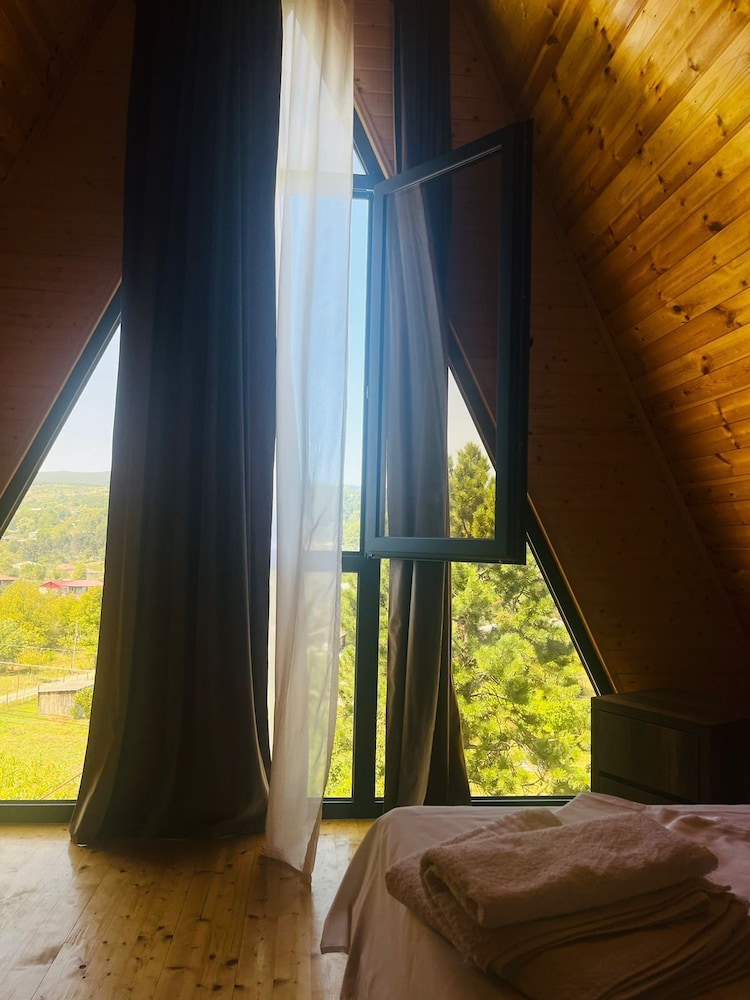 Deluxe Chalet photo 2
