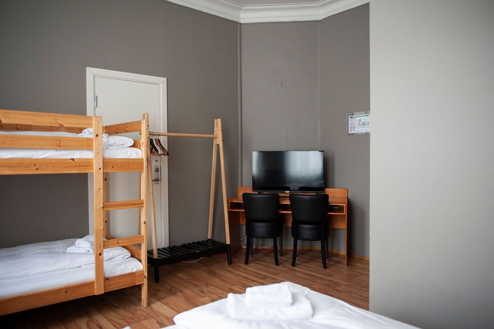 Family Quadruple Room, Shared Bathroom