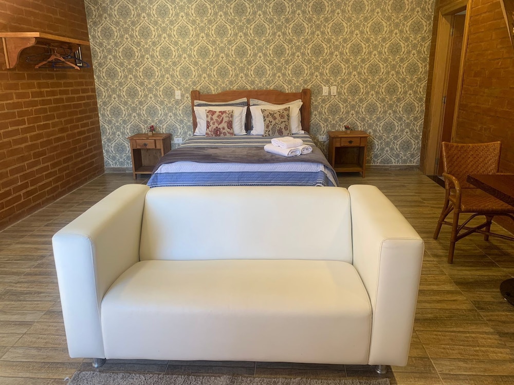 Deluxe Double Room photo 3