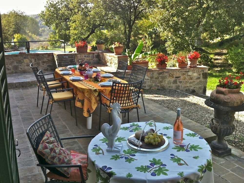 Villa (5 Bedrooms) photo 2