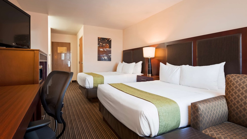Standard Room, 2 Queen Beds, Non Smoking