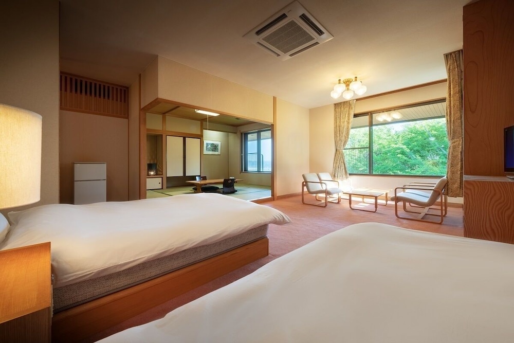 Japanese Western Style Room - Photo 1