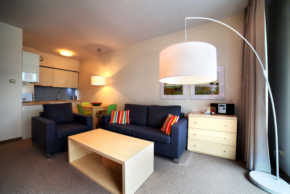 Apartment, 2 Twin Beds, Balcony (Kitchenette) - Photo 8