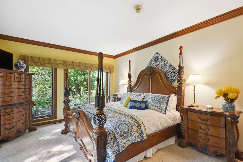 House (6 Bedrooms) photo 3