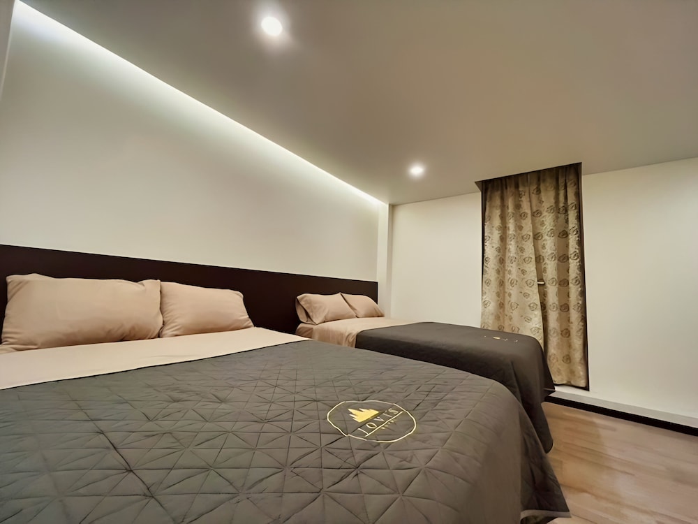 Deluxe Room, 2 Double Beds