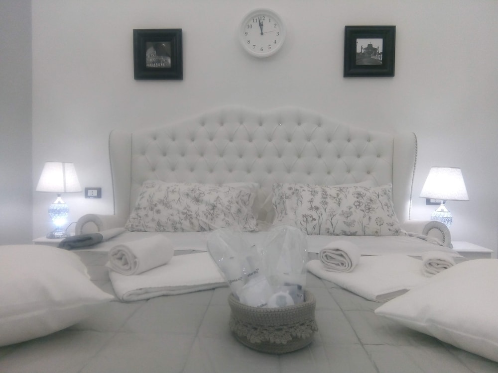 Deluxe Room (Queen) photo 1