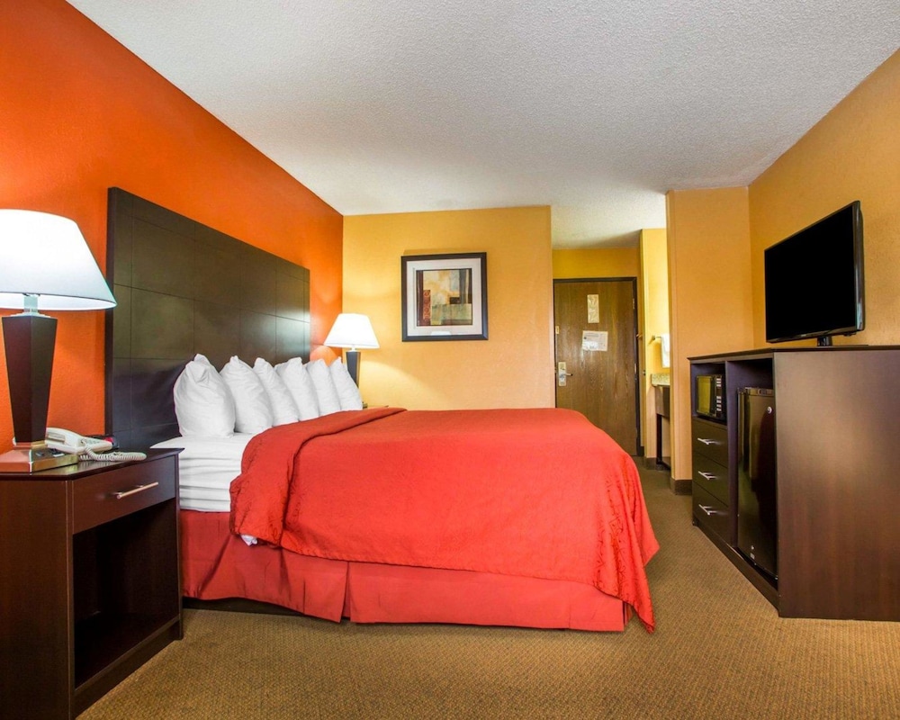 Standard Room, 1 King Bed - Photo 3
