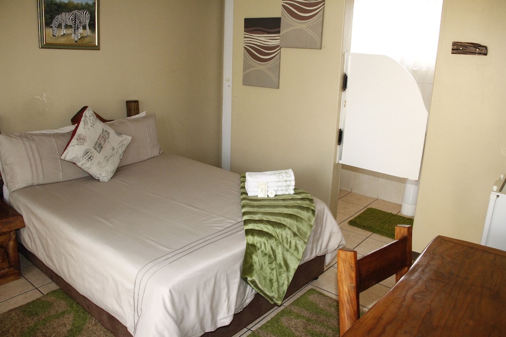 Single Room with double bed