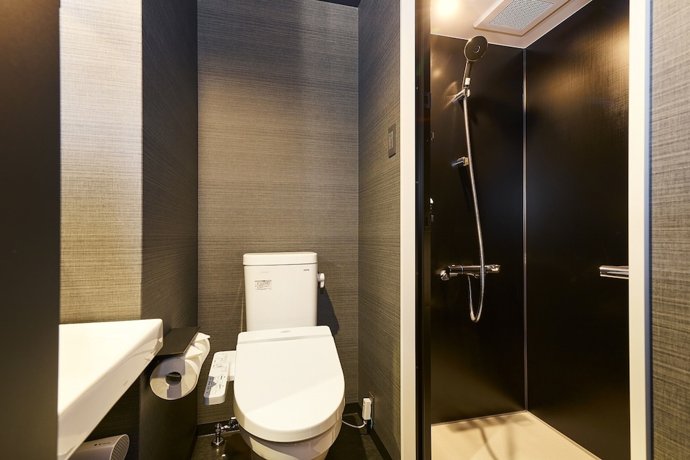 Double Room, Non Smoking - Photo 13