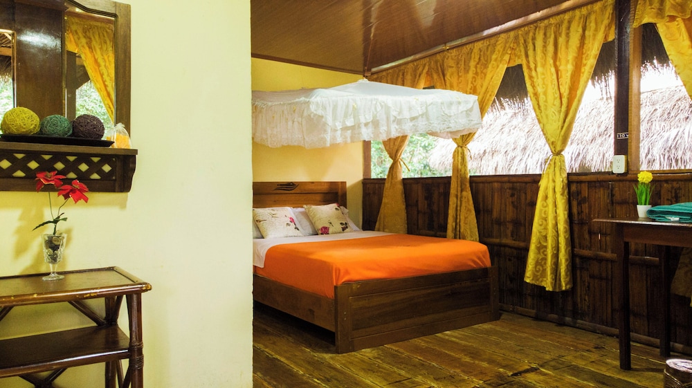 Comfort Room, I Double bed