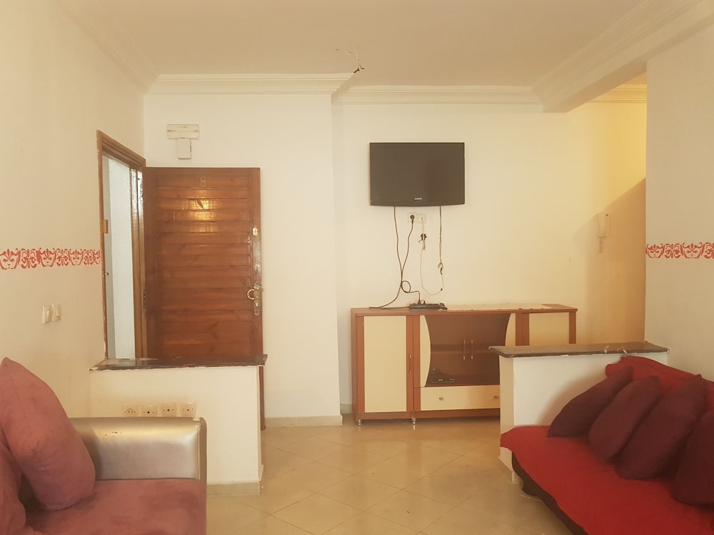 Apartment, 2 Bedrooms, Non Smoking photo 2