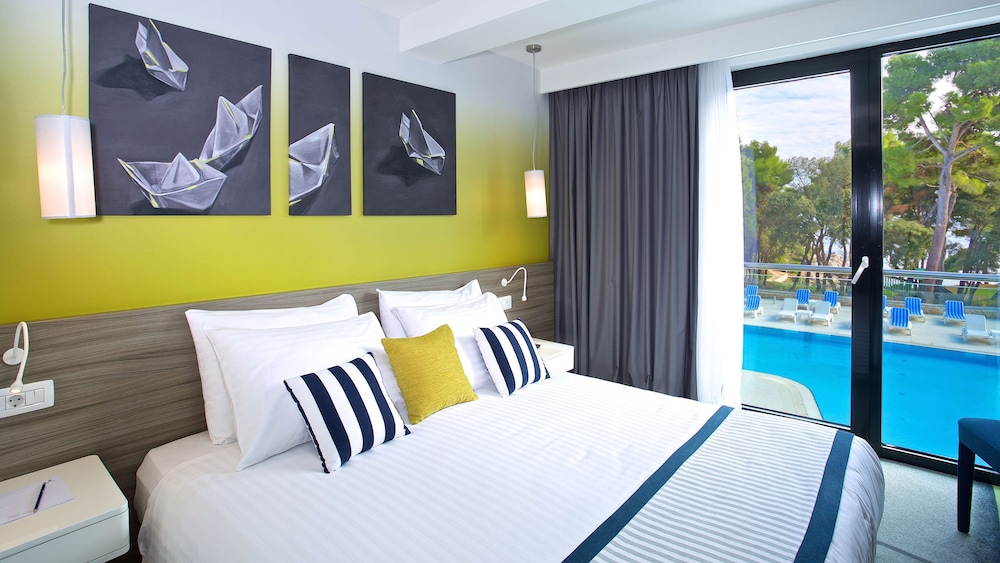 Room, Pool View (Guest) - Photo 1
