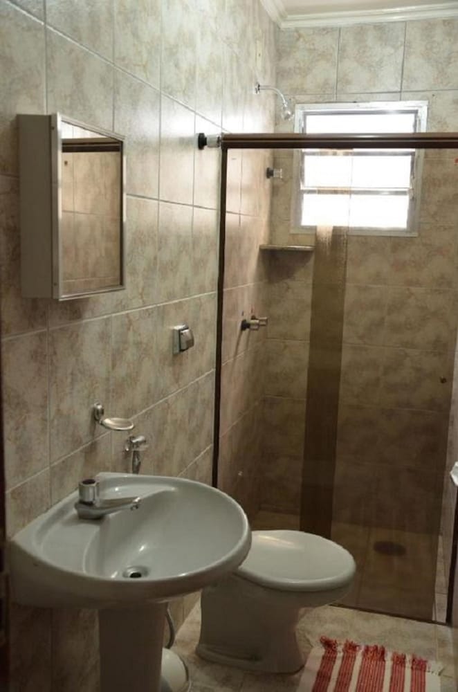 Standard Double Room - Photo 5
