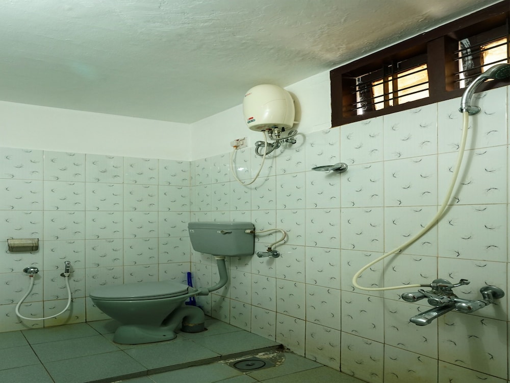 Deluxe Double Or Twin Room, 1 Queen Bed photo 2