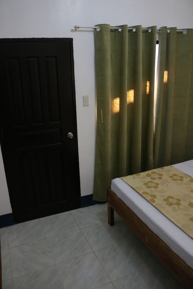 Standard Double Room - Photo 5