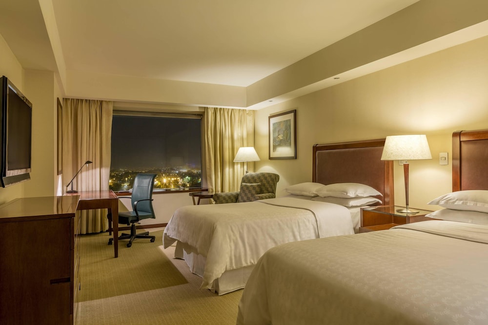 Club Room, 2 Twin Beds