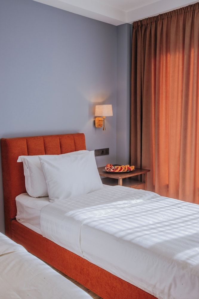 Economy Double Room photo 3