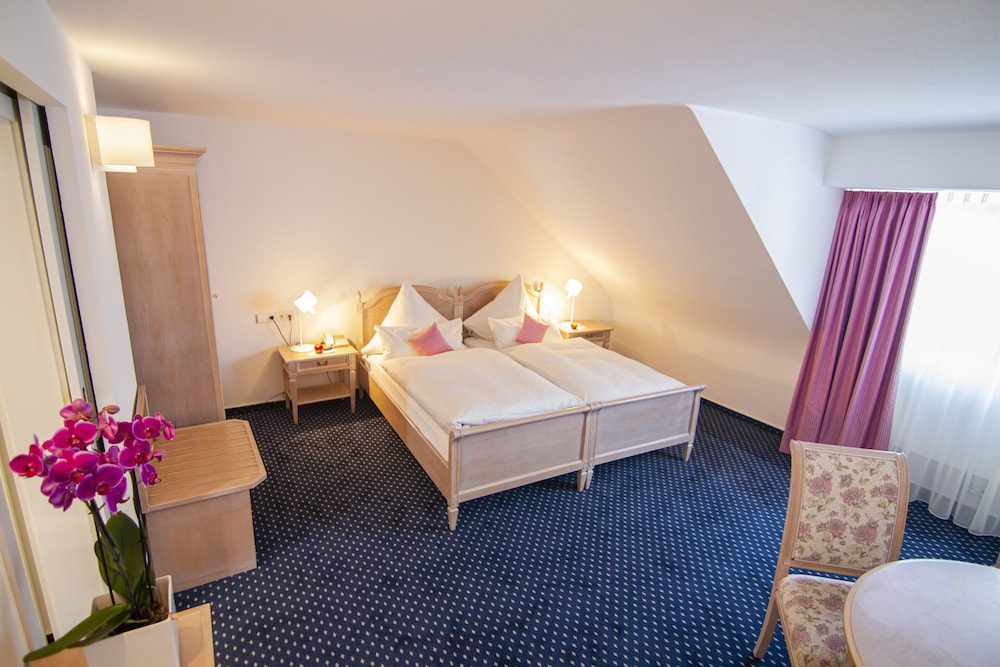Apartment, 2 Bedrooms (3 Persons, Main Building) - Photo 1