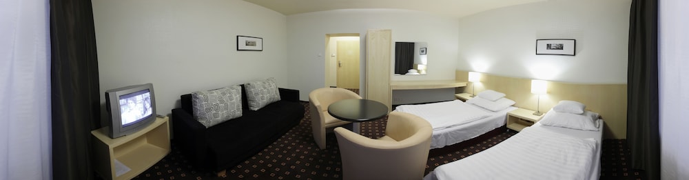 Standard Double Room photo 3